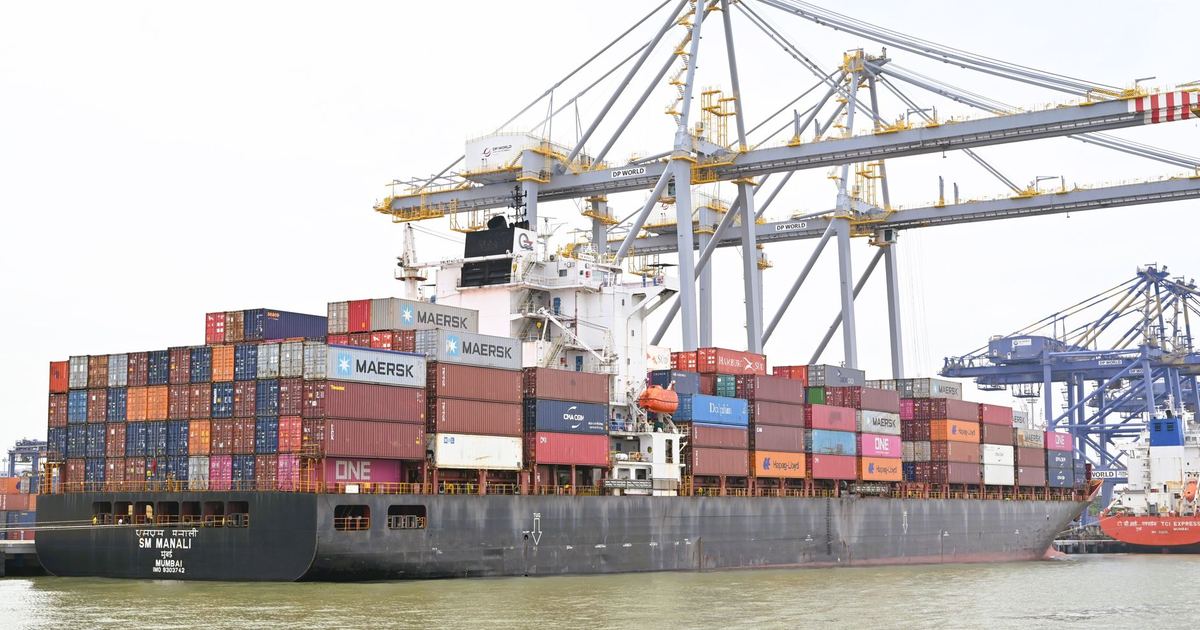 Gom hàng lẻ (consolidation) là gì: Lợi ích về chi phí, giảm số chuyến xe và giảm phát thải